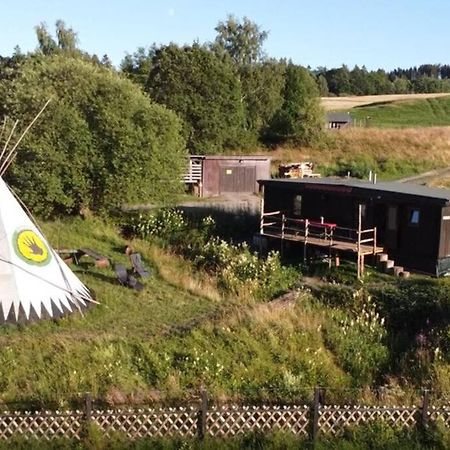 Апартаменти Tiny House Mit Indianerzelt Und Lagerfeuer Im Harz Беннекенштайн Екстер'єр фото